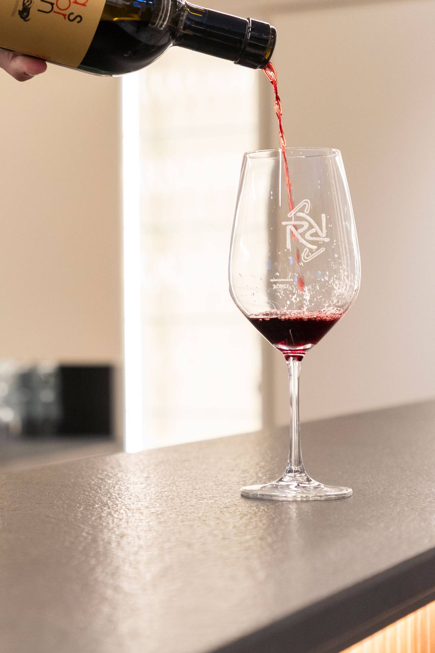 da-rosa-pizzeria-cantu-provincia-como-bicchiere-vino