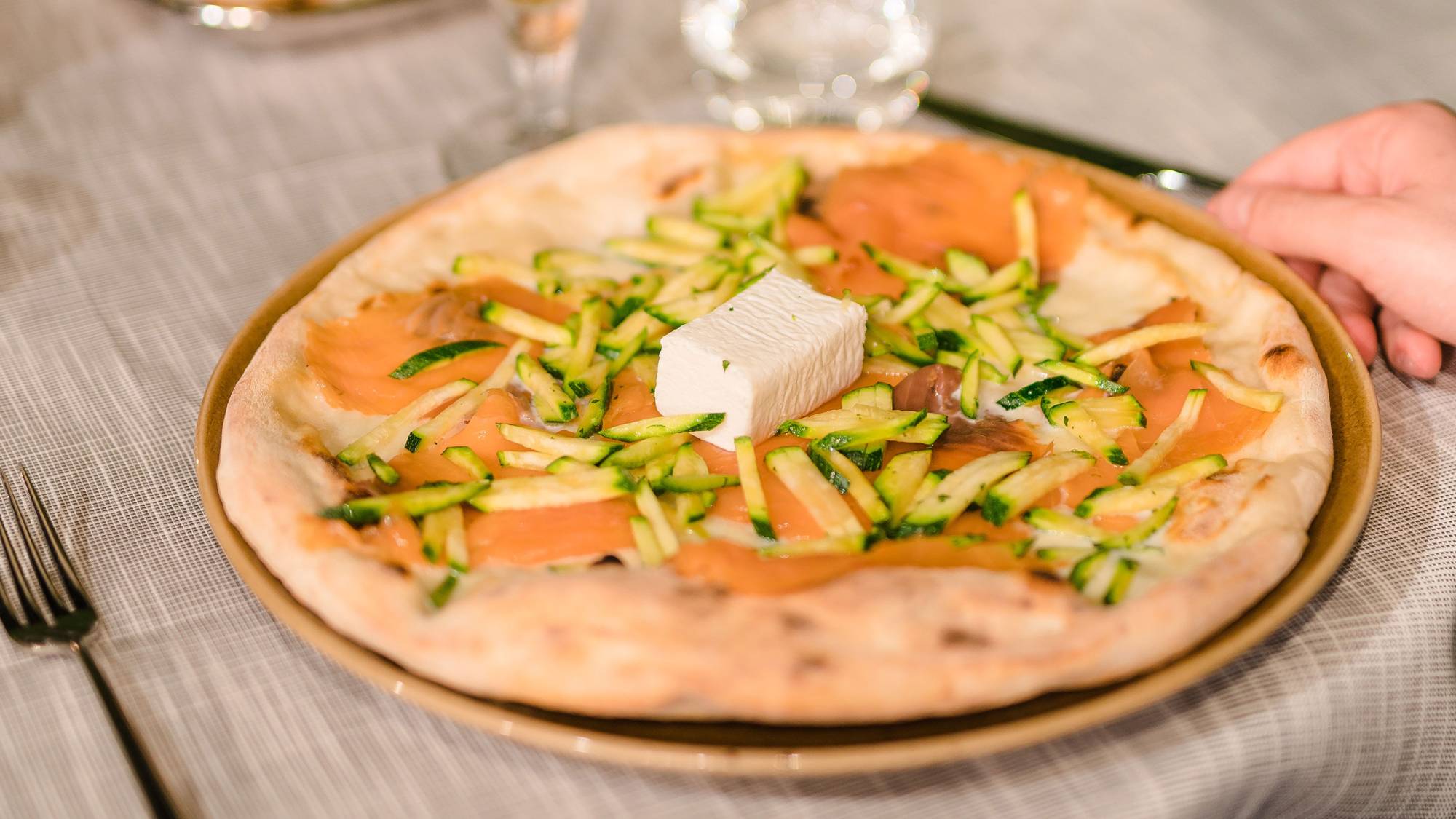 ristorante-pizzeria-da-rosa-menu-pizza-salmone-scarola-caprino