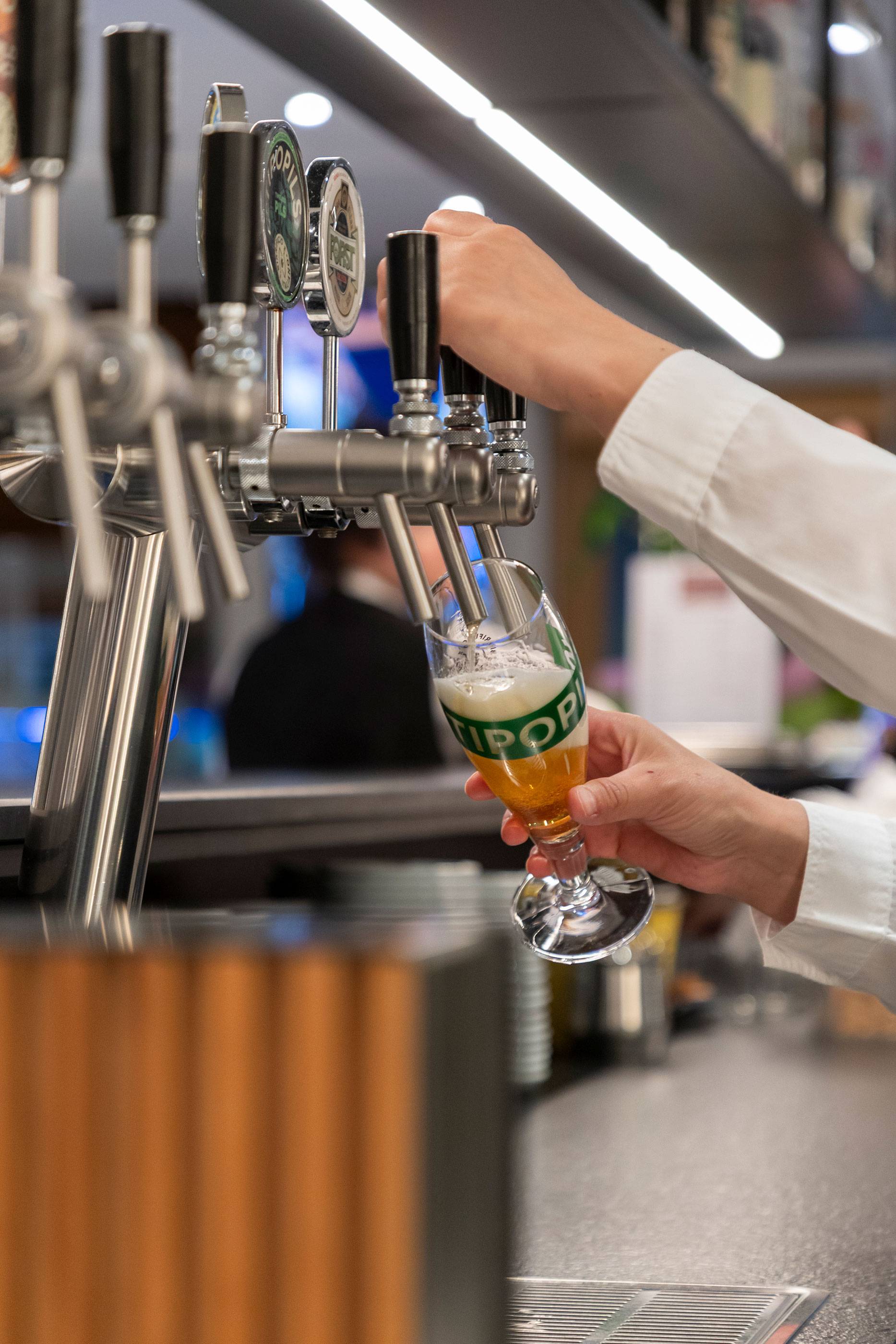 da-rosa-pizzeria-cantu-provincia-como-birra