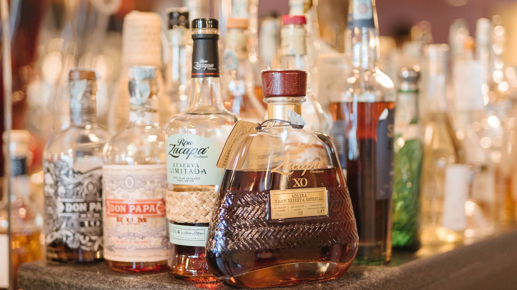 ristorante-pizzeria-da-rosa-cantu-como-cantina-grappe-amari