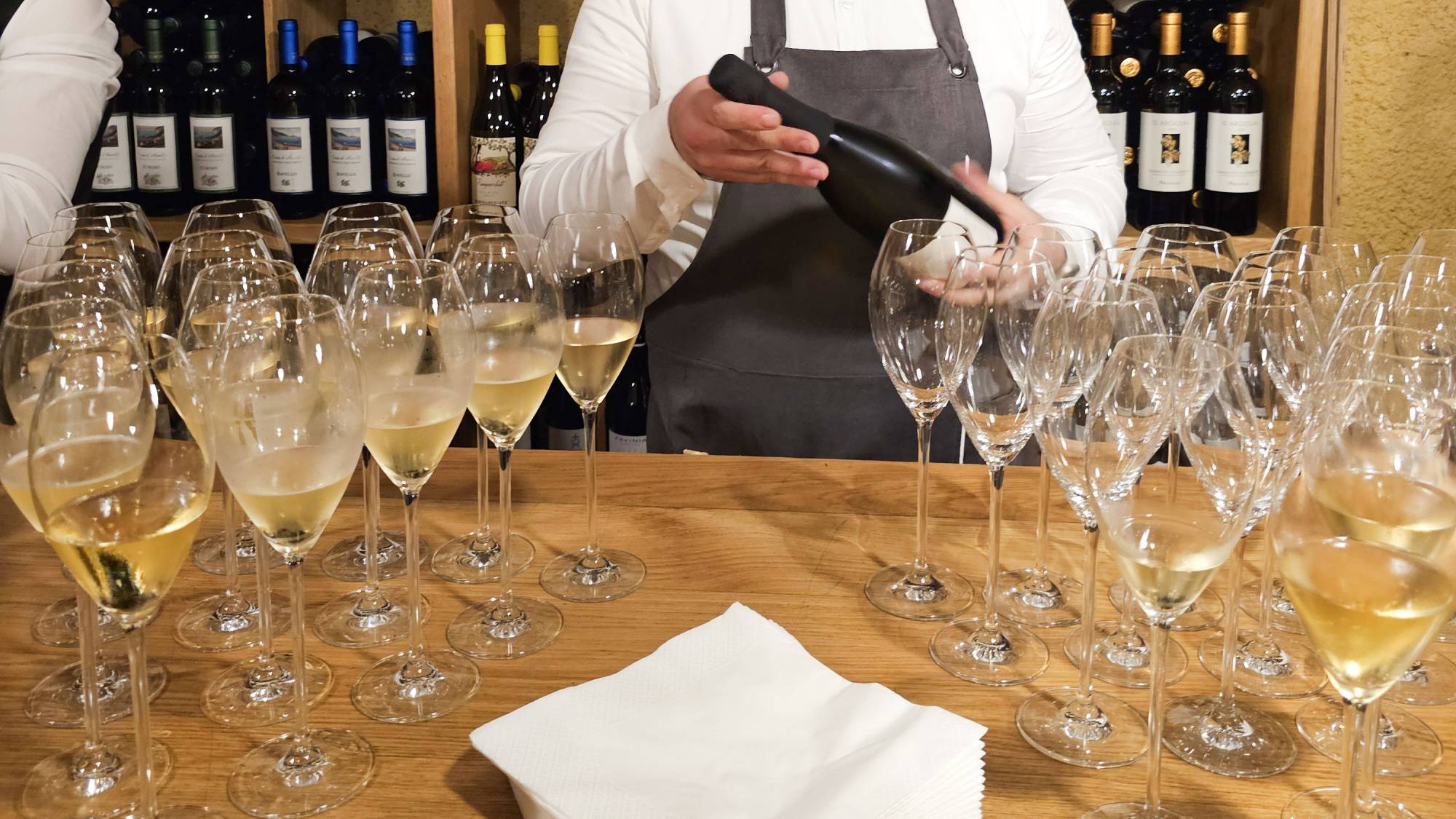 ristorante-pizzeria-da-rosa-cantu-como-eventi-aziendali-spumante