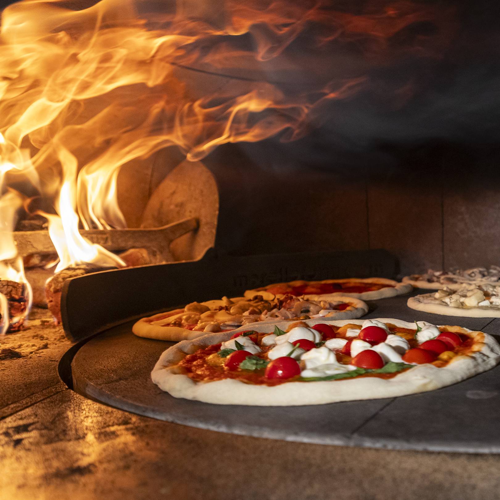 da-rosa-pizzeria-cantu-provincia-como-cotture-pizza-forno